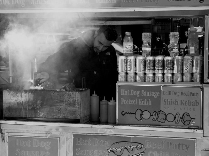 New York Street Vendor, Kathleen Tyler Conklin, 2007, CC BY 2.0